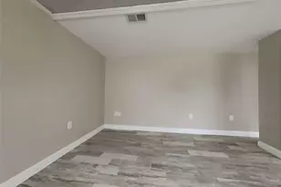 551 Village Green Ct, Lilburn, GA 30047 - Photo 10