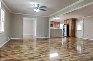 551 Village Green Ct, Lilburn, GA 30047 - Photo 12