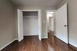 551 Village Green Ct, Lilburn, GA 30047 - Photo 4