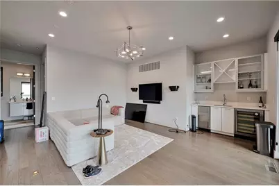 904 Lenox Boulevard NE, Atlanta, GA 30324 - Photo 10