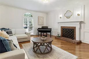 2885 Arborwoods Dr, Alpharetta, GA 30022 - Photo 8