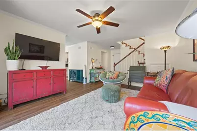 2279 Pernoshal Court, Dunwoody, GA 30338 - Photo 8