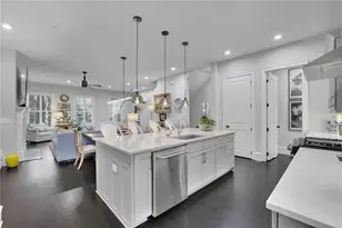 885 3rd St, Alpharetta, GA 30009 - Photo 12