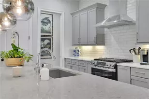 885 3rd St, Alpharetta, GA 30009 - Photo 14