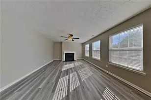 1273 Royal Ives Ct, Lawrenceville, GA 30045 - Photo 2