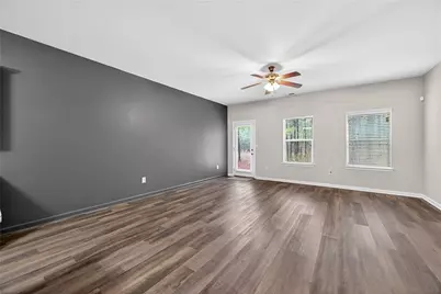 4497 Ravenwood Drive, Union City, GA 30291 - Photo 10