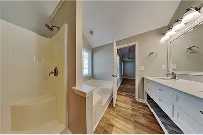 204 Cambridge Drive, Loganville, GA 30052 - Photo 10