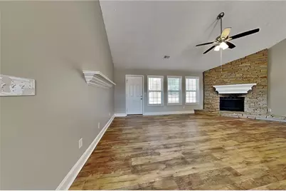 204 Cambridge Drive, Loganville, GA 30052 - Photo 2