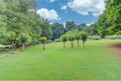 6362 Chestnut Parkway, Flowery Branch, GA 30542 - Photo 28