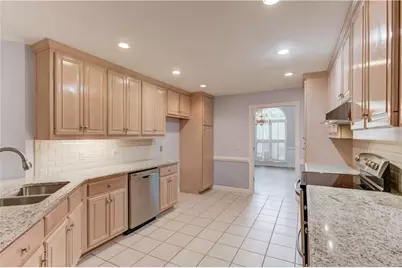 6362 Chestnut Parkway, Flowery Branch, GA 30542 - Photo 12
