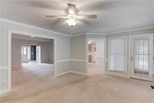 6362 Chestnut Pkwy, Flowery Branch, GA 30542 - Photo 12
