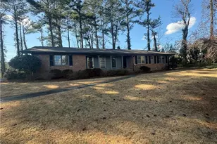 797 Kiowa Dr NE, Marietta, GA 30060 - Photo 1