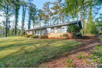 797 Kiowa Drive NE, Marietta, GA 30060 - Photo 2