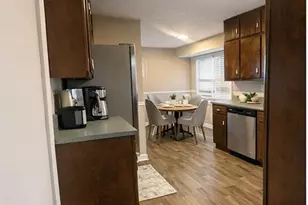 1802 Driftwood Pl, Snellville, GA 30078 - Photo 4