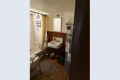 228 Rose Avenue, Woodbury, GA 30293 - Photo 2