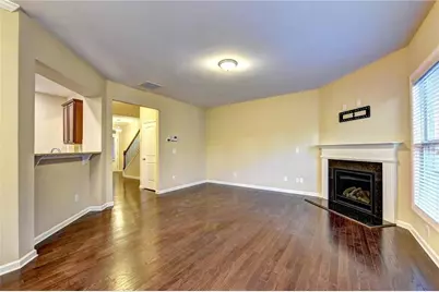 1075 Hampton Oaks Drive, Alpharetta, GA 30004 - Photo 8