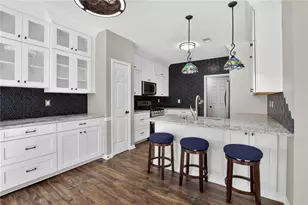 1429 Fountain View Dr, Lawrenceville, GA 30043 - Photo 8