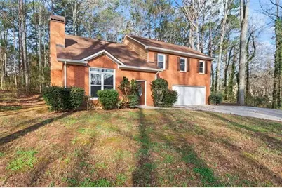 7715 Wethersfiield Drive, Jonesboro, GA 30236 - Photo 2