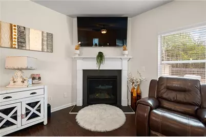 1053 Shadow Glen Dr, Fairburn, GA 30213 - Photo 16