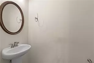 1053 Shadow Glen Drive, Fairburn, GA 30213 - Photo 18