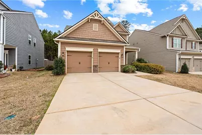 1053 Shadow Glen Dr, Fairburn, GA 30213 - Photo 2