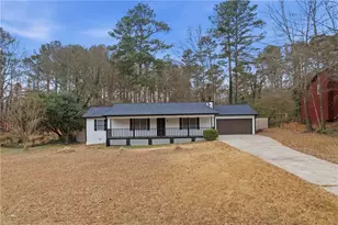 46 Stone Wood Ln, Lawrenceville, GA 30046 - Photo 4