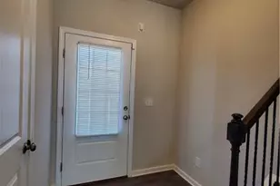 165 Canvas Ives Dr, Lawrenceville, GA 30045 - Photo 4