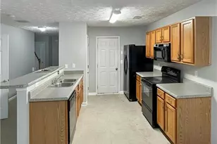 639 Georgetown Ct, Jonesboro, GA 30236 - Photo 4