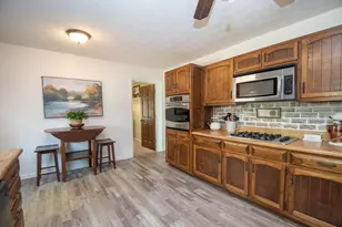 210 Julie Rd, Tyrone, GA 30290 - Photo 12