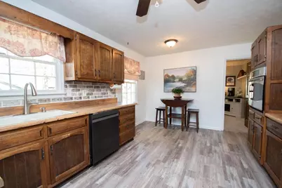 210 Julie Road, Tyrone, GA 30290 - Photo 10