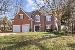 1050 Dogwood Park Dr, Lawrenceville, GA 30046 - Photo 2