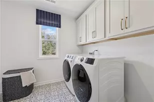 1210 Magellan Dr, Buford, GA 30518 - Photo 34