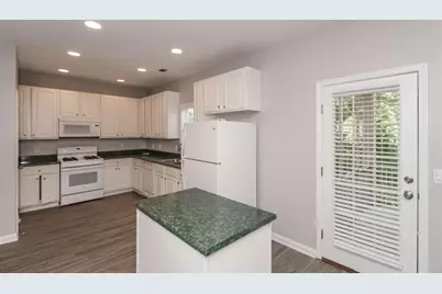 27 Freeman Forest Drive, Newnan, GA 30265 - Photo 8