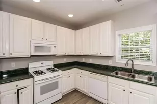 27 Freeman Forest Dr, Newnan, GA 30265 - Photo 14