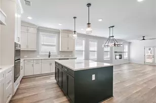 2420 Reserve Manor Ct, Lawrenceville, GA 30043 - Photo 16