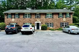 3665 Chestnut Dr, Atlanta, GA 30340 - Photo 2