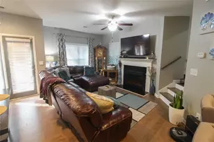 2213 Triple Crown Ln, Lithonia, GA 30058 - Photo 8