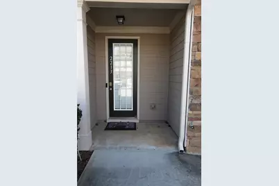 2213 Triple Crown Lane, Lithonia, GA 30058 - Photo 2