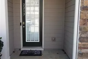 2213 Triple Crown Ln, Lithonia, GA 30058 - Photo 2