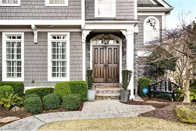 16 Conifer Circle NE, Atlanta, GA 30342 - Photo 2