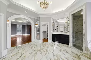 5695 Glen Errol Rd NW, Sandy Springs, GA 30327 - Photo 22