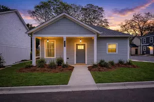 200 Maddux St, Fayetteville, GA 30214 - Photo 2