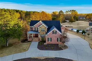 18 Starlight Dr NW, Cartersville, GA 30121 - Photo 2