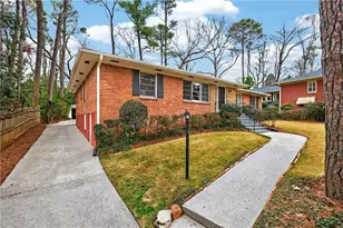 827 Pinetree Dr, Decatur, GA 30030 - Photo 2