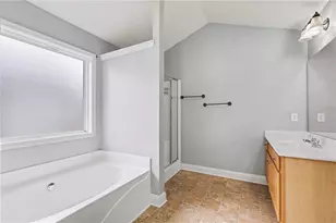 4072 Creekrun Cir, Buford, GA 30519 - Photo 14