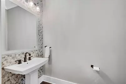 24 The Landing, Atlanta, GA 30350 - Photo 30