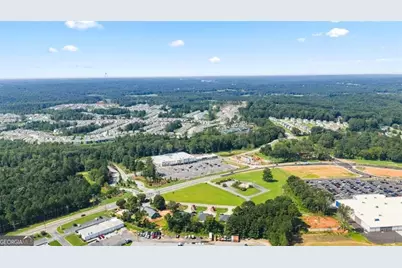 354 Moosehead Trail, Hoschton, GA 30548 - Photo 4