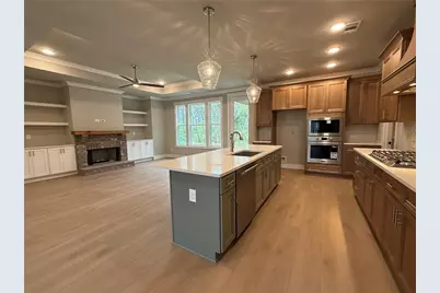 305 Springtime Way, Monroe, GA 30655 - Photo 4