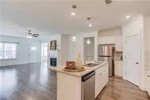 2929 Rambler Dr, Loganville, GA 30052 - Photo 6