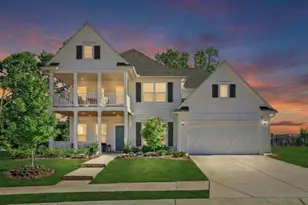 7277 Maple Brook Ln, Flowery Branch, GA 30542 - Photo 2